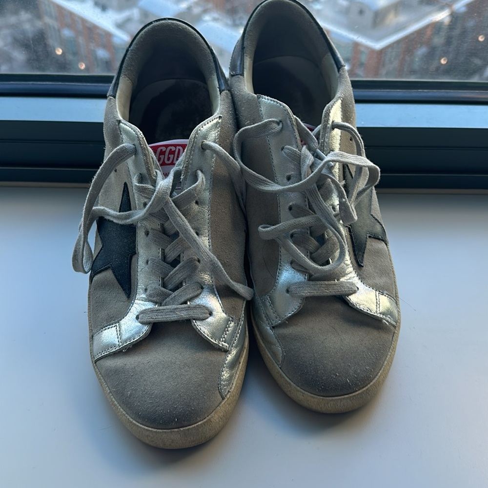 Golden Goose Sneakers - Picture 5 of 8